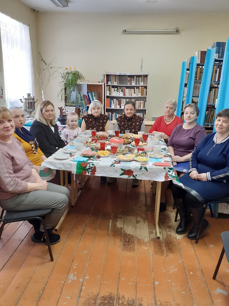 6 марта в библиотеке СП «Деревня Захарово» прошел час отдыха «День, пахнущий мимозой», посвященный Международному женскому дню.